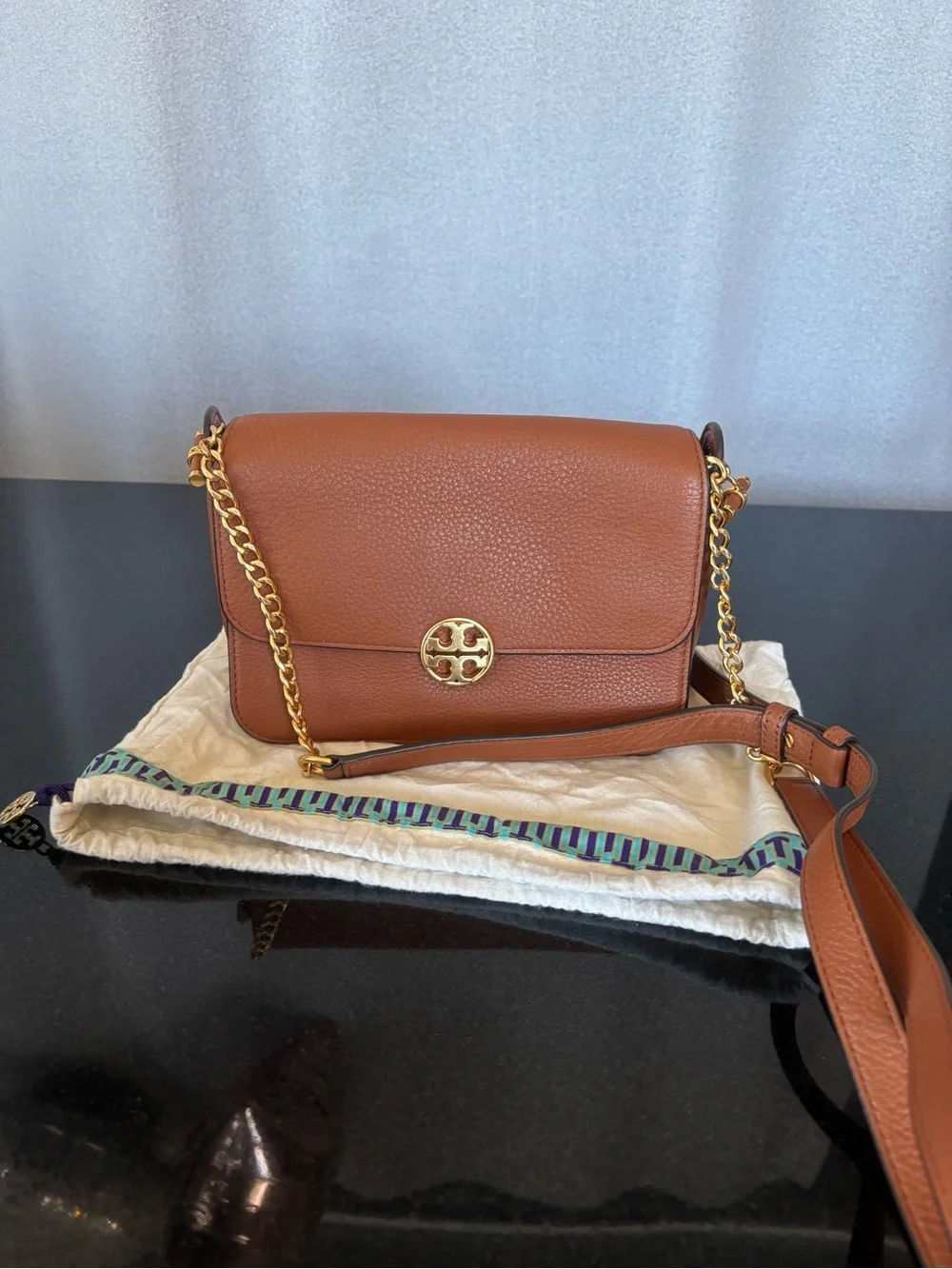 Authentic Tory Burch Carson Brown Leather Crossbody Bag with gold Chain